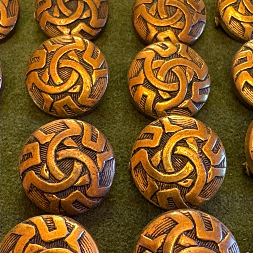 8 Vintage Irish Celtic Circle of Life Trellis Knotwork Brooch Pins